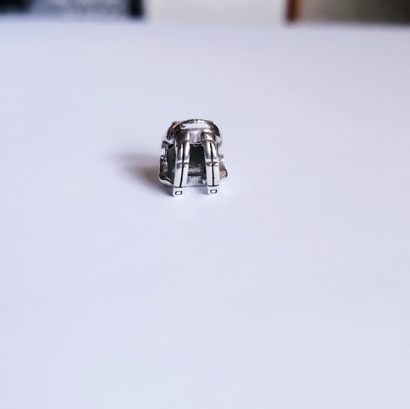 BACKPACK CHARM - Picture 5 of 7